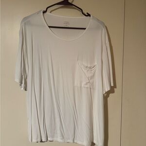 Cozy Earth Women's White Short Sleeve Tee